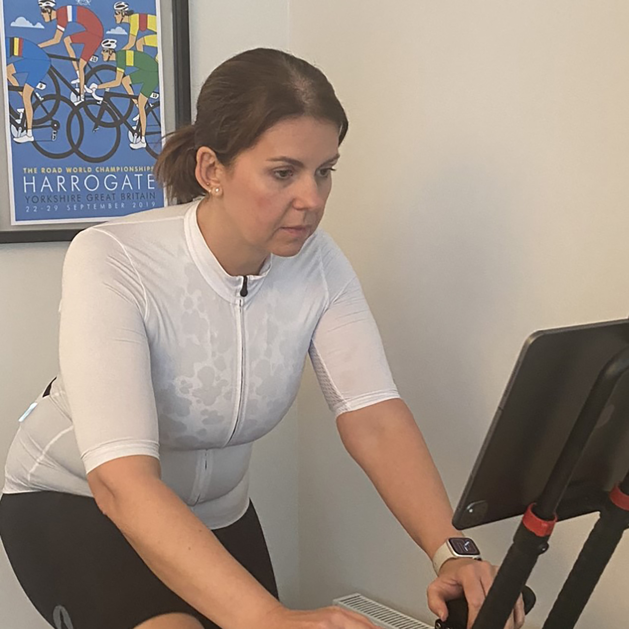 Elaine Hardiment putting in the miles and meeting new people on Zwift Elaine Hardiment putting in the miles and meeting new people on Zwift